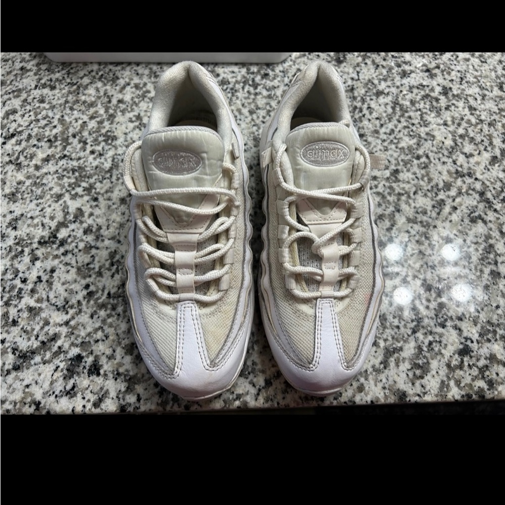 Boys Nike air max